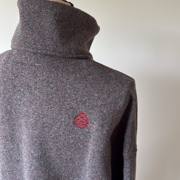 Stio Dark Gray Quarter-Zip Sweatshirt - Picture 6 of 8